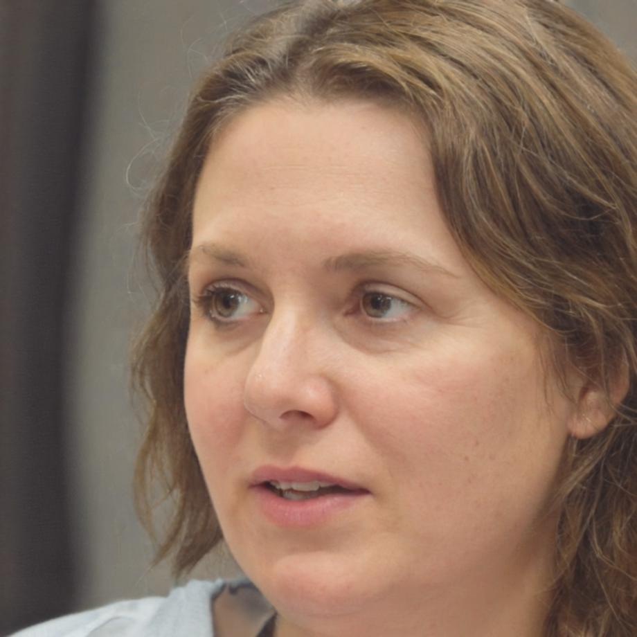 Professionelles Porträt von Dr. Astrid Müller